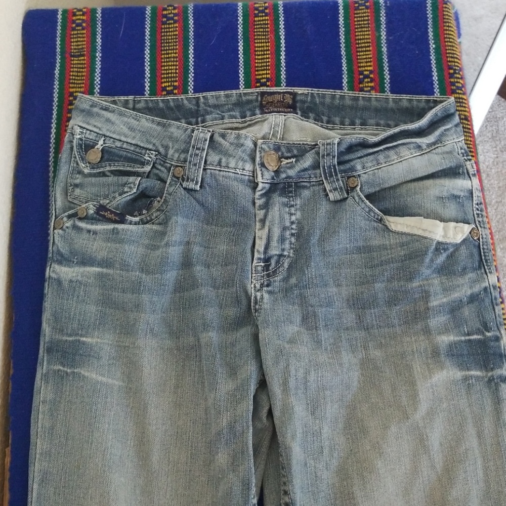 Jeans - Picture 2 of 4